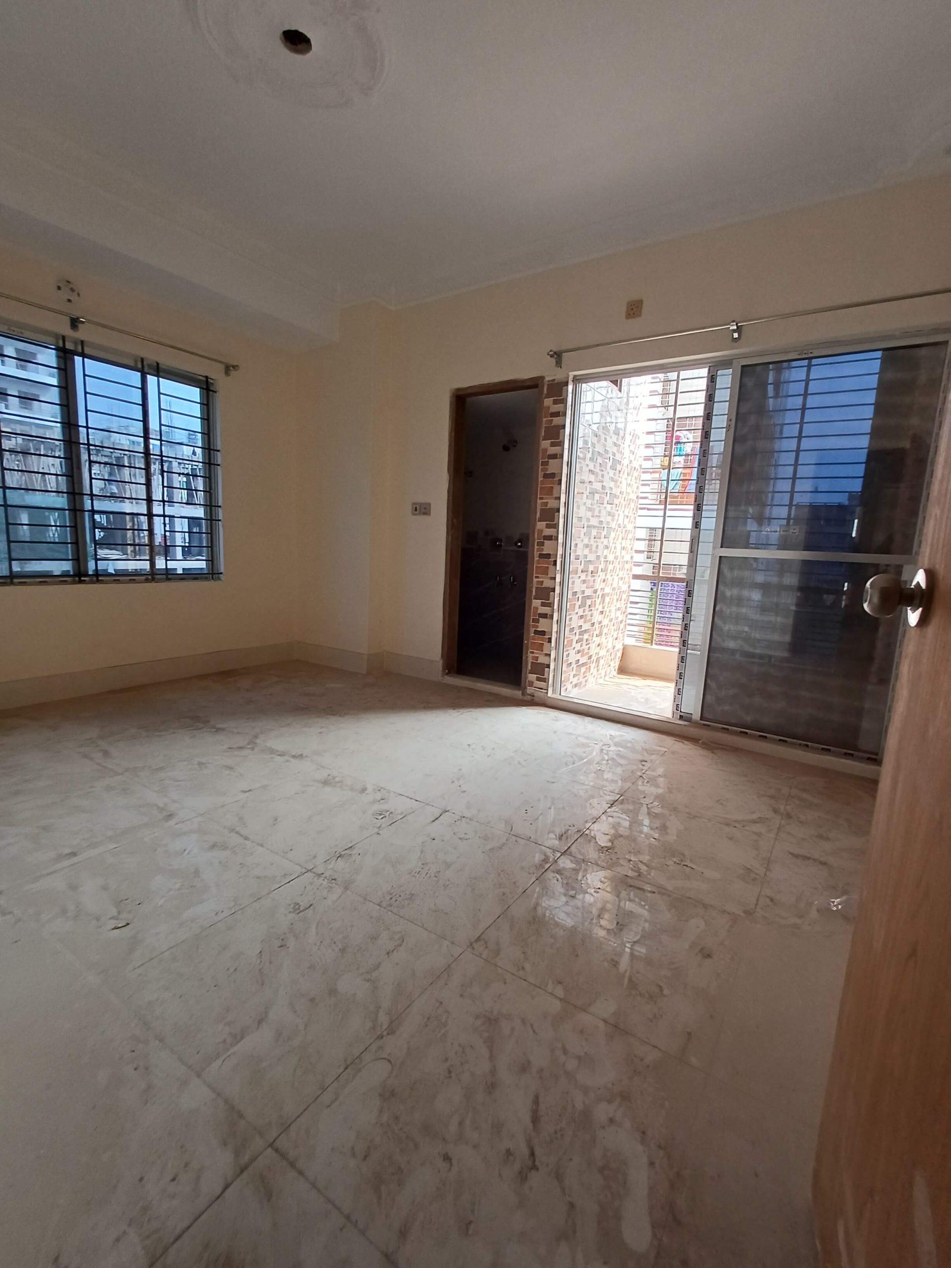 Chad Uddan 1756 SQFT Luxurious Flat Sale - Image 3
